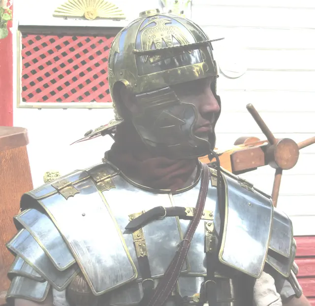 Helm und Rüstung