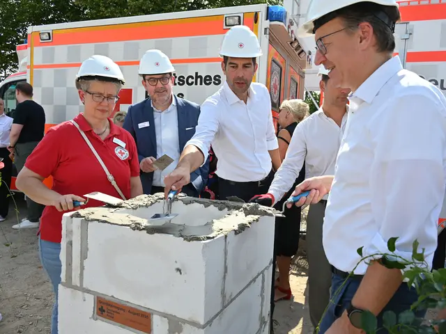 Symbolische Grundsteinlegung des DRK