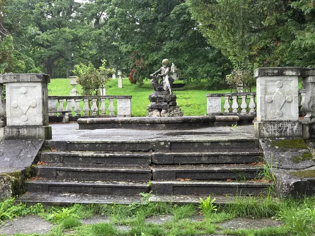 Eine sportliche Wanderung von Dießen am Ammersee über den wildromantischen Schacky-Park zum Schacky-Park und zur Schatzbergalm bietet die Abteilung Alpin des TSV Gersthofen am 14.09.2025 an.