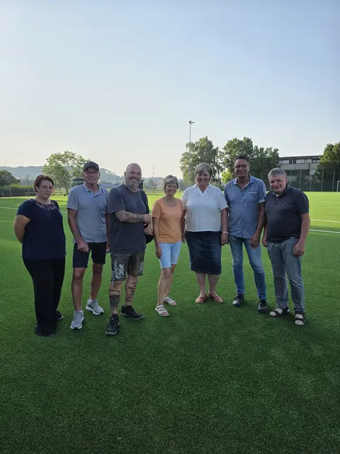 Von links: Christiane Arnold, Jürgen Völk, Bernhard Happacher, Brigitte Grohmann, Melanie Schappin, Arne Ziessow, Herbert Völk | Foto: Melanie Schappin