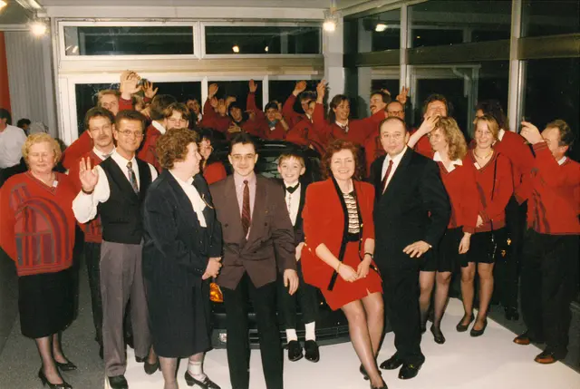 1993 – Mitarbeiter beim 25. BMW Jubiläum | Foto: Drexl + Ziegler