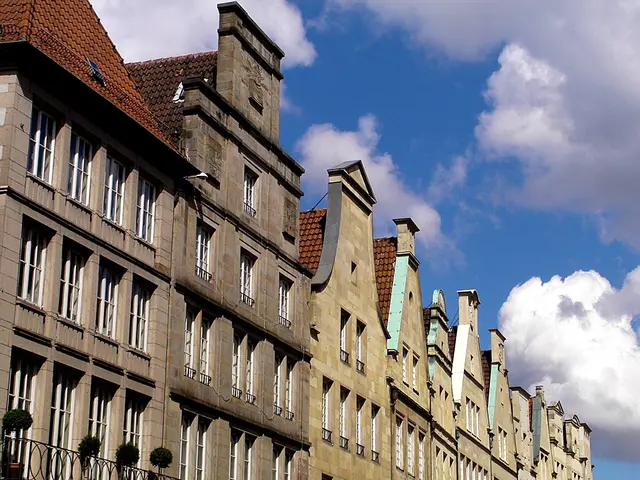 Die herrlichen Häuserzeilen in Münster und die Altstadt mit den Kirchen - 2010