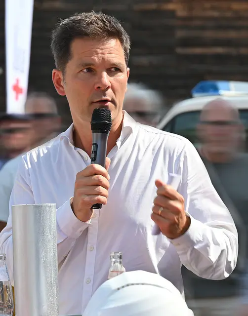 Regionspräsident Steffen Krach. Der Berliner Tagesspiegel behauptet, der SPD-Politiker soll in Berlin kandidieren.