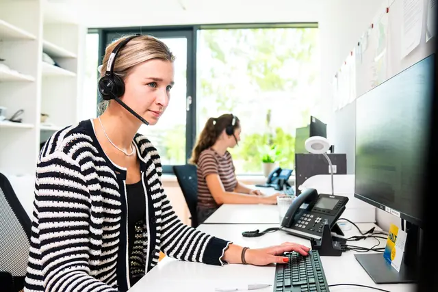 Die Mitarbeitenden des Krisendiensts sind rund um die Uhr kostenlos unter 0800 / 655 3000 erreichbar. | Foto: Tobias Atzkern