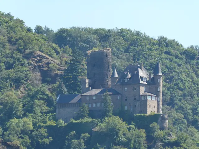 Burg Katz oberhalb von St. Goarshausen