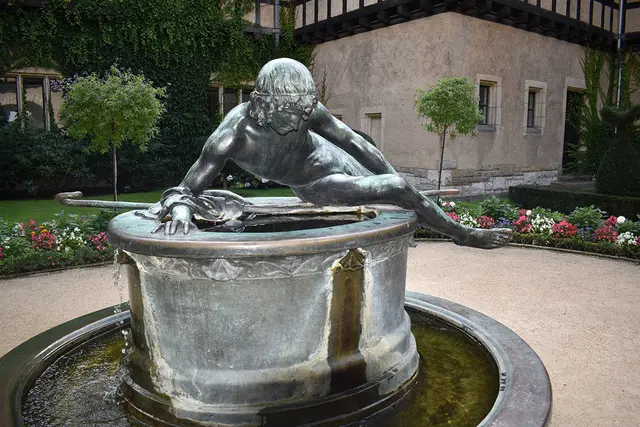Brunnenfigur