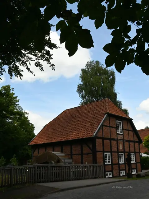 Mühlen in Niedersachsen (Foto: Katja Woidtke)

Idylle an der Klostermühle in Hude | Foto: Katja Woidtke