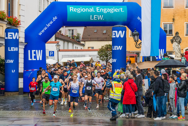 22. Friedberger Halbmarathon 2025 - Der Lauf ist gestartet | Foto: FSeventfoto