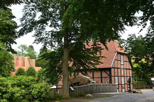 Mühlen in Niedersachsen (Foto: Katja Woidtke)

Idylle an der Klostermühle in Hude | Foto: Katja Woidtke