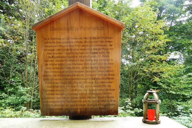 Anton Cieply (31 Jahre), Marian Orlowsyk (29), Miecyslaw Kolczynski (24), Jan Wojcik (21), Anton Janicki (18) und Kazimierz Stephan (18) starben zur Abschreckung und Vergeltung.