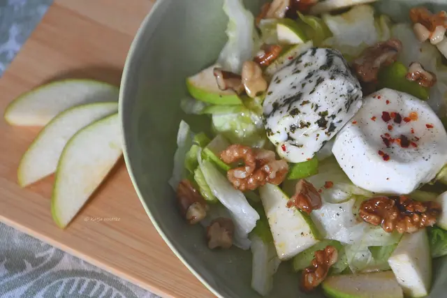 Rezepttipp (Foto: Katja Woidtke)

Herbstlicher Salat mit Birne und Ziegenkäse

 | Foto: Katja Woidtke