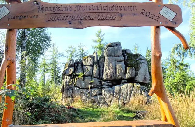 Bank mit Großer Teufelsmauer