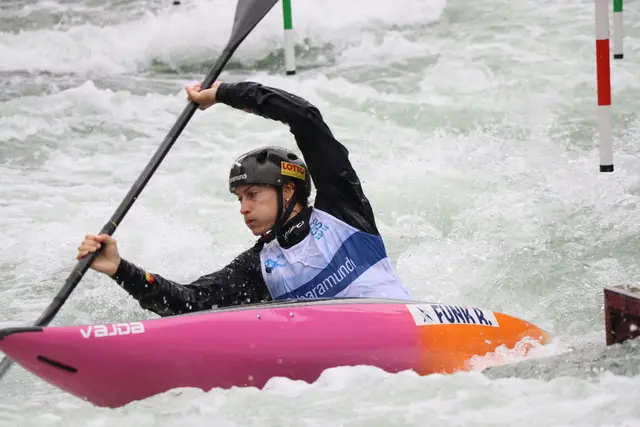 Ricarda Funk neues Paddel auf dem Flug nach Sydney verschollen | Foto: Marianne Stenglein