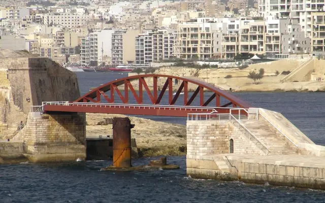 Hafenbrücke in Valletta