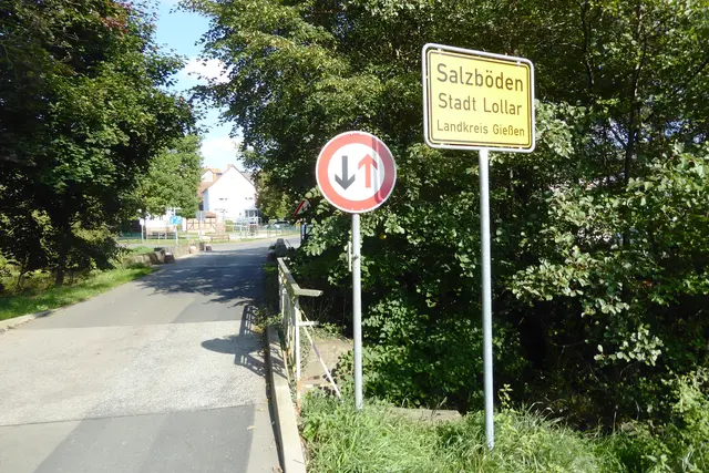 Ortseingang aus Richtung Schmelz.