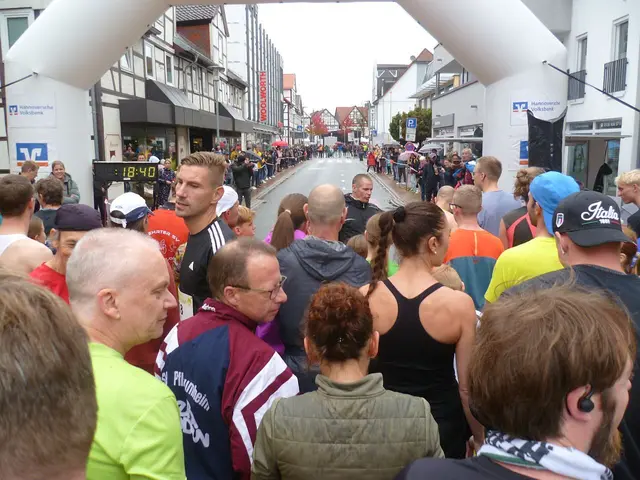 Startaufstellung  der Hauptläufe über 2,5 km – 5,0 km und 10,0 km.
