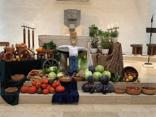 Foto: Der liebevoll gestaltete Erntedankaltar im Ellgauer Gotteshaus kann noch die nächsten Tage bestaunt werden. 