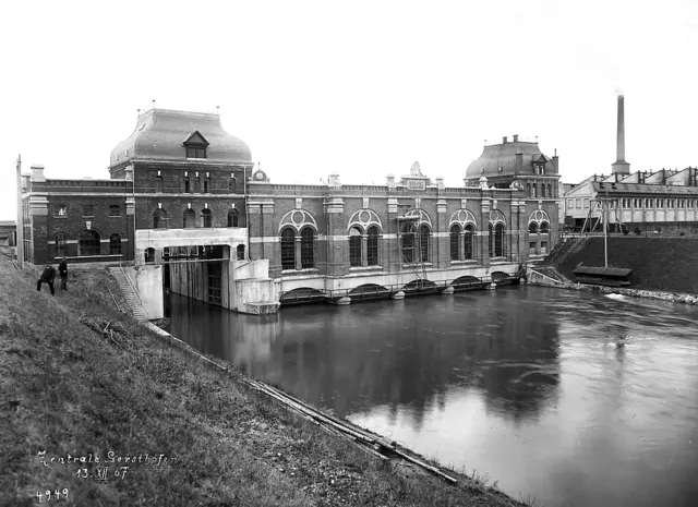 Historische Aufnahme des Wasserkraftwerks Gersthofen: Seit 1901 wird dort Strom aus erneuerbaren Energien erzeugt. | Foto: Unternehmensarchiv LEW
