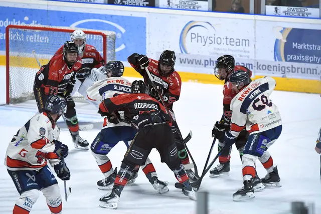 Zuletzt kassierte der EHC im Schnitt 5 Gegentore, an diesem Defizit wurde unter der Woche gearbeitet. (Archivbild vom Spiel gegen Ulm)