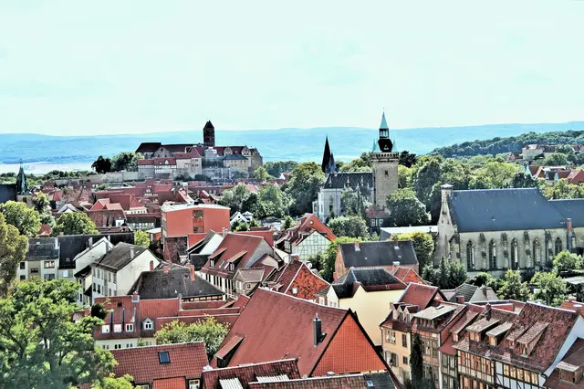 Blick vom Aegidii Kirchturm auf Quedlinburg 