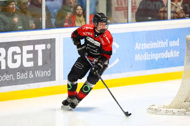 Nach der Partie wurde der zweifache Torschütze Niklas Länger zum besten Spieler seiner Mannschaft gewählt.
 | Foto: Dietmar Ziegler
