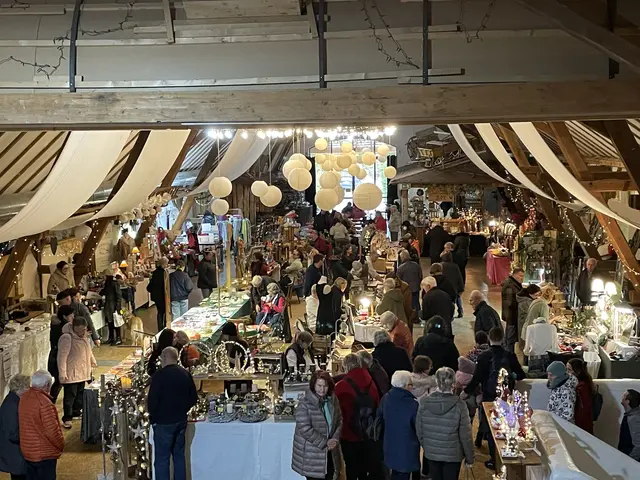 Kunsthandwerkermarkt in Inchenhofen | Foto: Bildrechte: Manuela Schröder