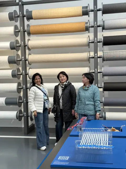 Besuch TIM Textilmuseum Augsburg S. Gupta, E. Ishekeeva und G. Usupova.