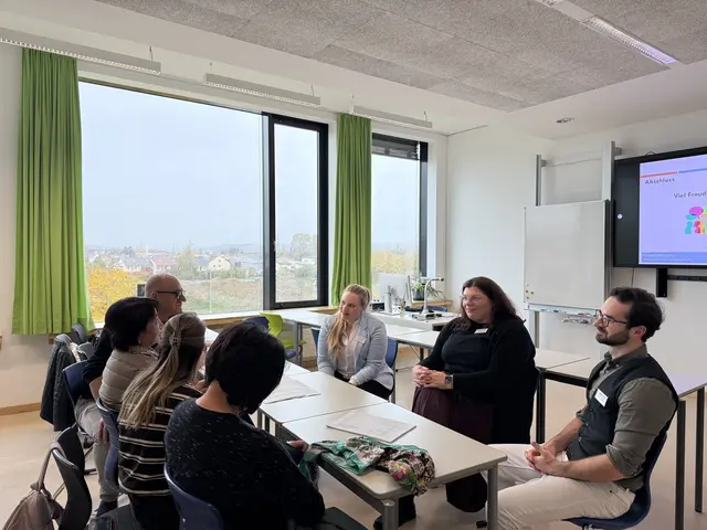 Besuch beim Studienseminar BSZ Neusäß - Gespräch mit Studienreferendaren.
