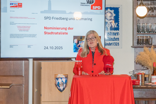 Am vergangenen Wochenende fand im Saal der Friedberger Gaststätte Zieglerbräu die Nominierungsveranstaltung der SPD Friedberg und Ottmaring statt. Ziel des Abends war es, die Kandidatinnen und Kandidaten für die kommende Wahlperiode der Kommunalwahl 2026 offiziell aufzustellen. Kandidiert auf Listenplatz 2: SPD-Vorsitzende und Stadträtin Ulrike Sasse-Feile | Foto: FSeventfoto