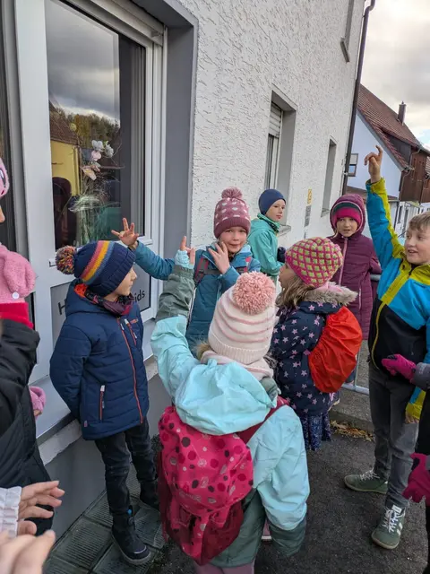 Auch beim Friseurstudio Fürst gab es Aufgaben zu lösen. | Foto: Foto: Musikverein Reisensburg