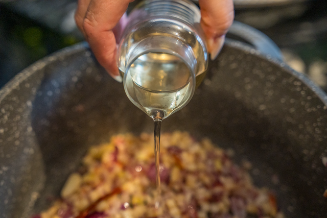 Sabinas Kochstudio: Zwetschgen-Ketchup | Foto: FSeventfoto