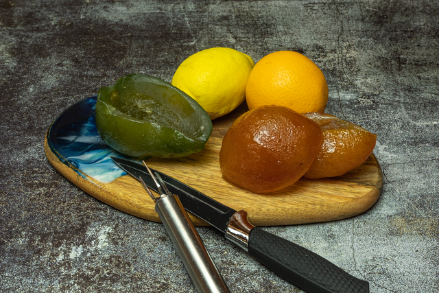 Sabinas Kochstudio - Omas Christstollen -Die Zutaten (4) - Kaufen sie Zitronat und Orangeat beim Obsthändler ihres Vertrauens | Foto: FSeventfoto