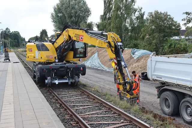 Bauarbeiten für das zweite Gleis in Rodheim