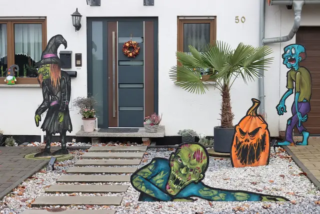 Halloween-Dekoration in Stadtallendorf
