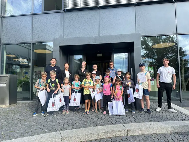 Königsbrunner Ferienprogramm 2025: Schnitzeljagd durch die Stadtverwaltung. | Foto: Foto: Francesca Kaufmann, Auszubildende der Stadt Königsbrunn