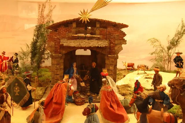 Die Krippe der Familie Kapfhamer ist im Aichacher Stadtmuseum zu bewundern. 