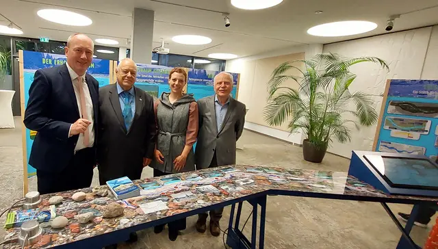 Vernissage zur Wanderausstellung "Ökosystem Wildfluss Lech" am 30.04.2025. | Foto: Foto: Ramona Frodl