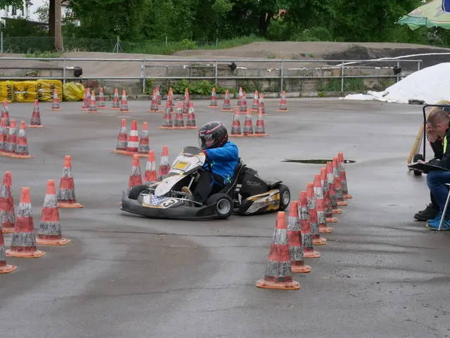 Auch bei nasser Fahrbahn muss das Kart beherrscht werden! | Foto: Tanja de la Vigne