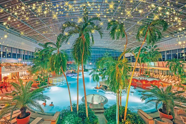 Südseefeeling in der Therme Bad Wörishofen an Weihnachten verschenken. | Foto: Therme Bad Wörishofen