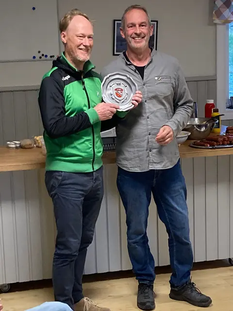 Martin Rejler (Vorstand EBK) und Steffen Geißendörfer (Abteilungsleiter TSV).