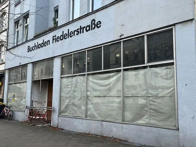 Hässlicher Leerstand an der Fiedelerstraße in Döhren