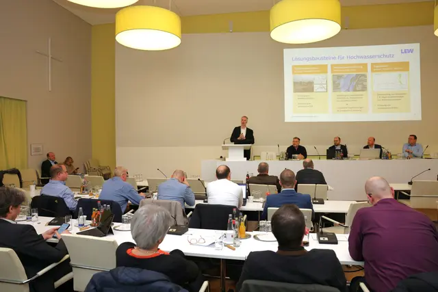 Hochwasserkonferenz | Foto: Annemarie Scirtuicchio