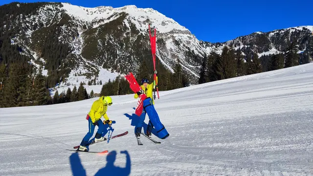 Für den letzten Tag der Skikurse in ein kleines Abschlussrennen und eine Siegerehrung geplant.