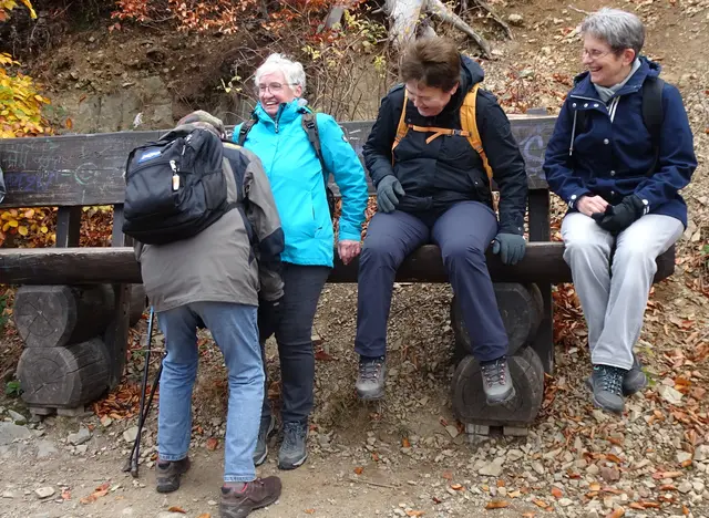  nicht immer ist es einfach, sich auf eine hohe Bank zu setzen