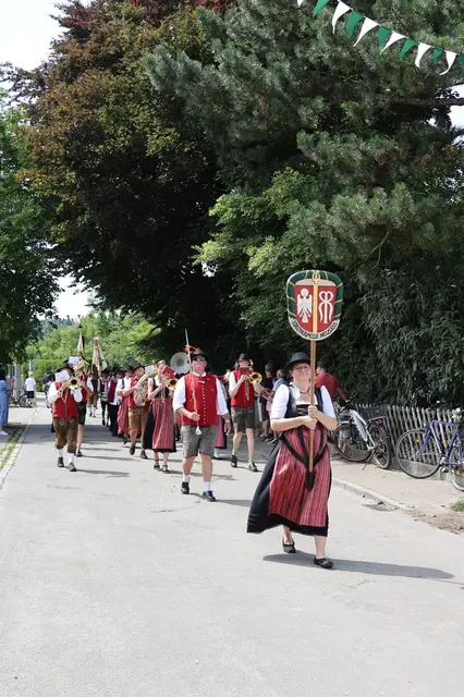 Festumzug FFW Batzenhofen | Foto: Stadtkapelle Neusäß e.V.