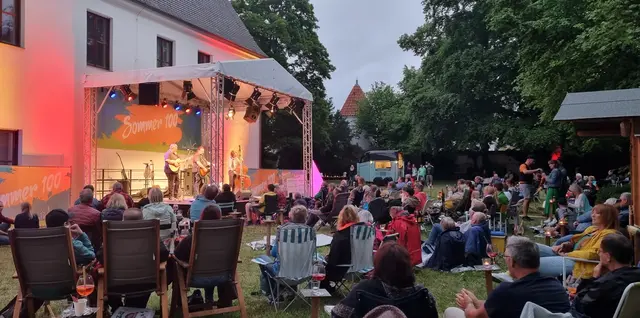 Picknickkonzert beim Sommer 100  | Foto: Doris Hafner