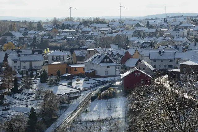 Sonntagsbilder 2025-47, Battenberg im Schnee, 20.11.2025.