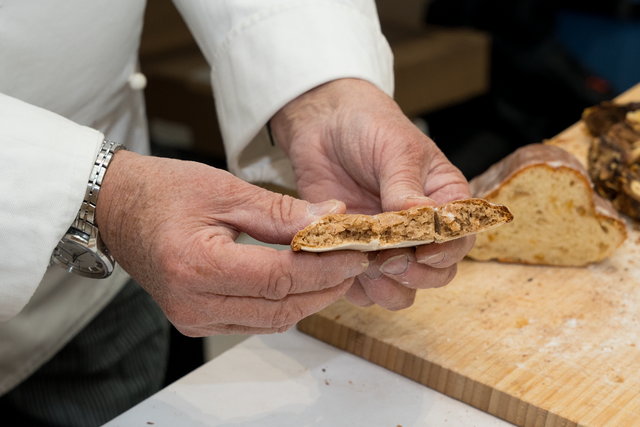 Stollenprüfung 2025 der Augsburger Innungsbäcker in der Augsburger City-Galerie durch das Deutsche Brotinstitut e.V. | Foto: FSeventfoto