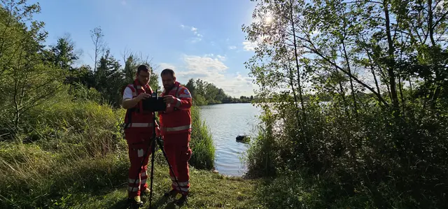 Das neu beschaffte Sonarboot der SEG Dillingen sucht autonom vorgegebene Bereiche ab | Foto: Kreis-Wasserwacht Dillingen
