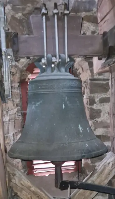 Elsoff 1441
Durchmesser     75 cm 
Höhe                   58 cm
Gewicht              270 kg
C``

O sate katerine Youffraue
Edel ich bede dich bede den
Herr vor mich

O Heilige Katharina Jungfrau
Bitte ich bitte den
Herrn für mich